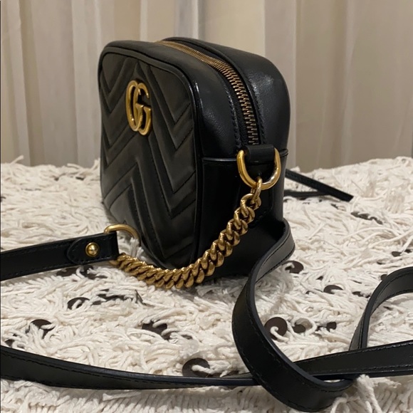 SOLD Gucci Black leather Mini Marmont Camera bag - Picture 8 of 16